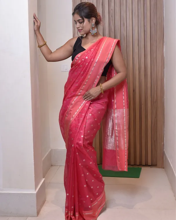 Rani_Pink_Banarasi_Weaving_Tissue_Silk_Saree