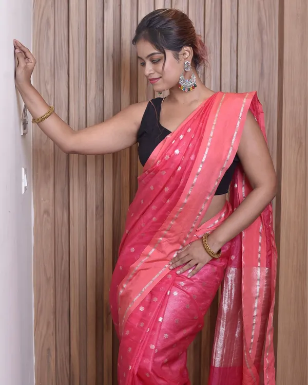 Rani_Pink_Banarasi_Weaving_Tissue_Silk_Saree