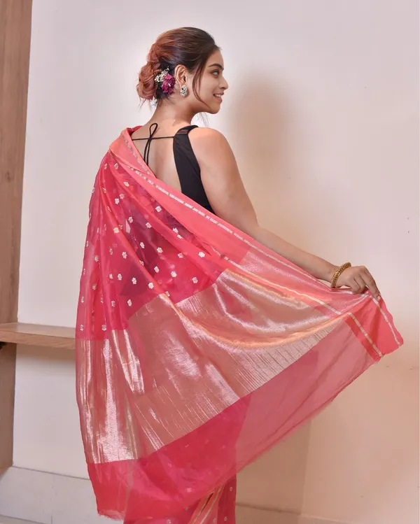 Rani_Pink_Banarasi_Weaving_Tissue_Silk_Saree