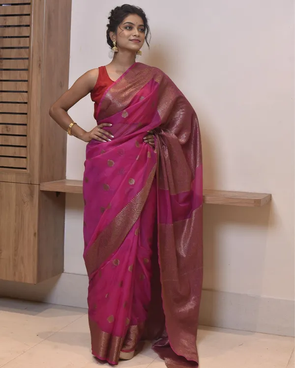 Deep_Pink_Banarasi_Weaving_Tissue_Silk_Saree