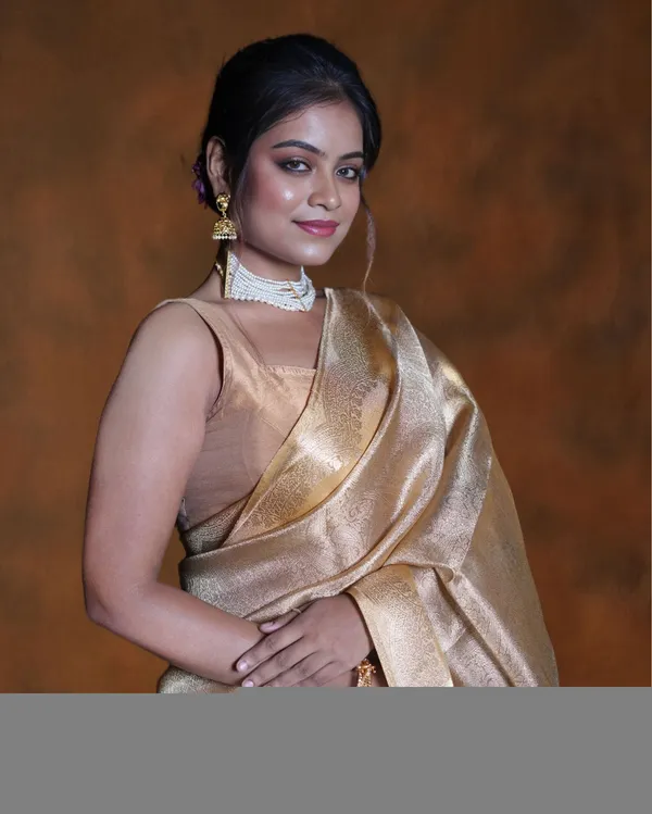 Bright_Gold_Banarasi_Weaving_Tissue_Silk_Saree
