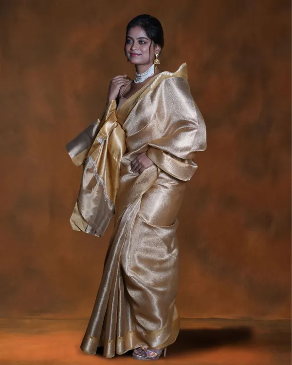 Bright_Gold_Banarasi_Weaving_Tissue_Silk_Saree