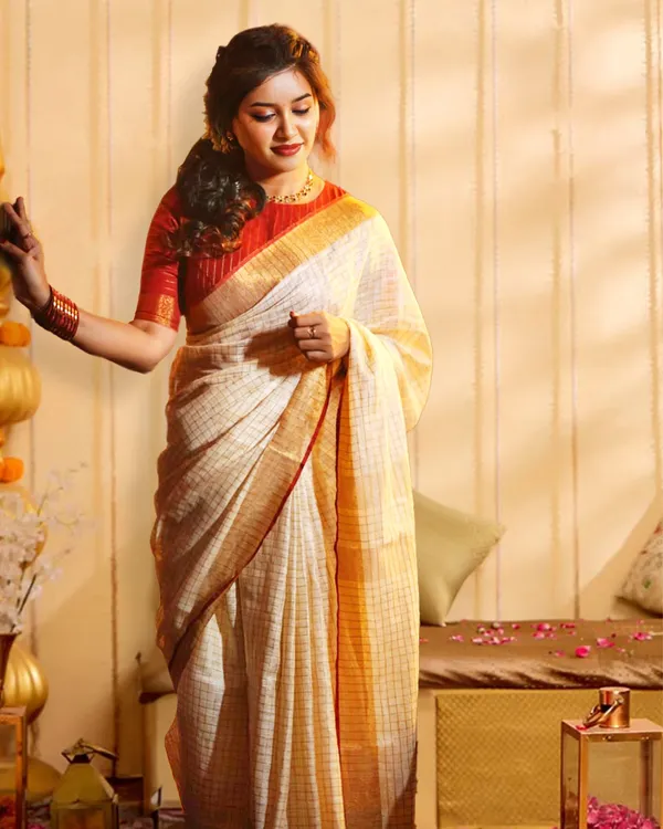 Parishuddhata_Off_White_Linen_Saree