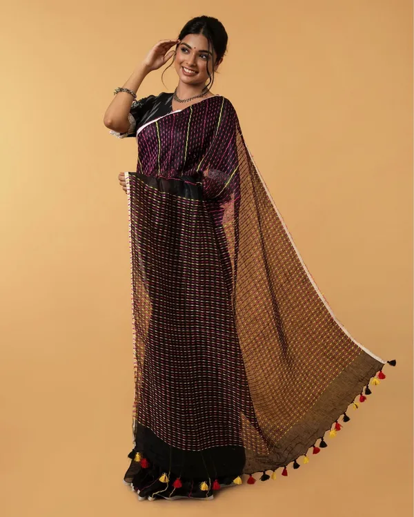 Alluring_Beauty_Black_Kantha_Saree