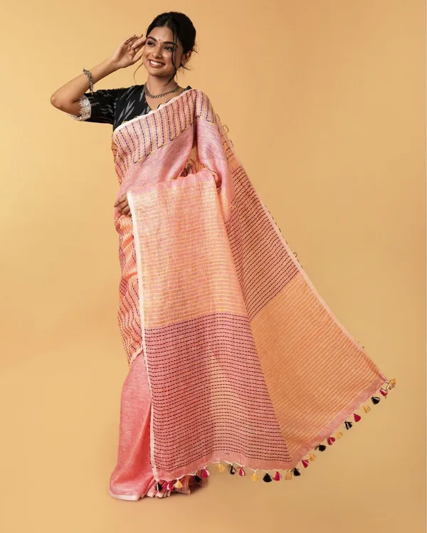 Alluring_Beauty_Peach_Kantha_Saree