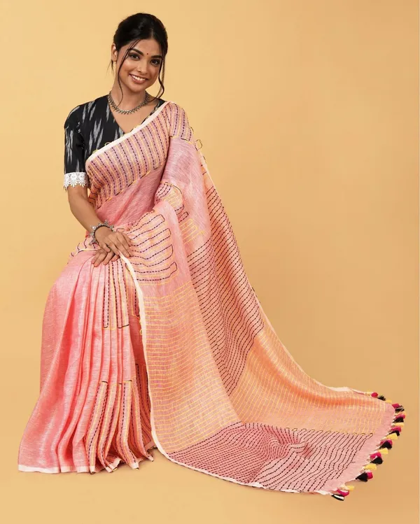 Alluring_Beauty_Peach_Kantha_Saree