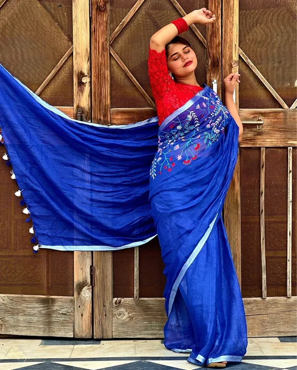Bhavbheeni_Blue_Embroidered_Saree