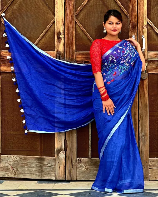 Bhavbheeni_Blue_Embroidered_Saree