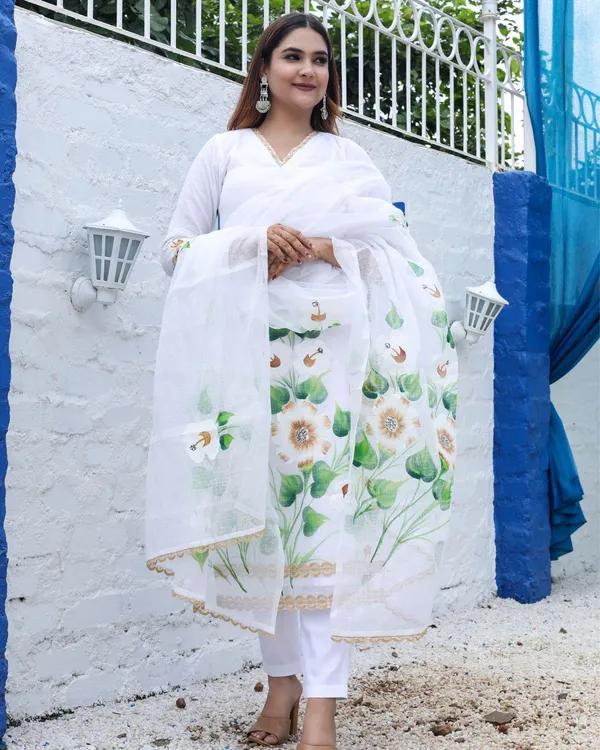 Chandini_White_Hand_Painted_Suit