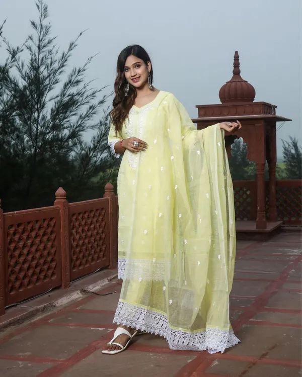 Chanchal_Mann_Yellow_Embroidery_Suit