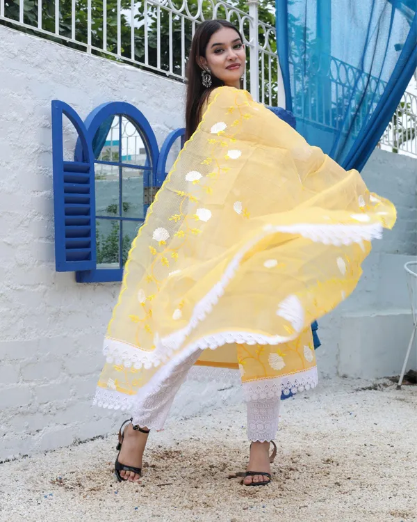 Chanchal_Mann_Yellow_Vivid_Embroidery_Suit