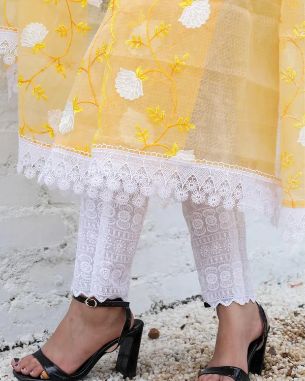 Chanchal_Mann_Yellow_Vivid_Embroidery_Suit