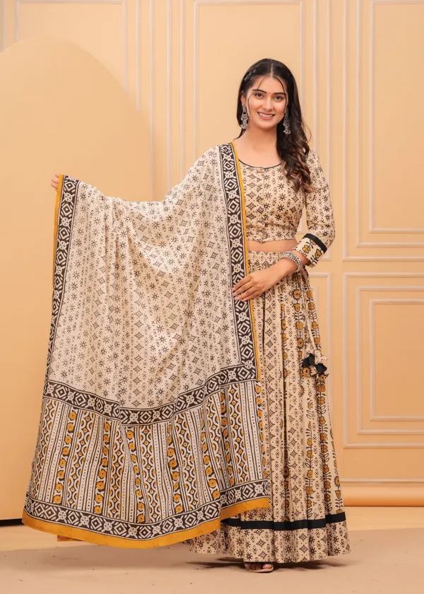 Dharohar_Blockprinted_Creamy_Beige_Lehanga_Choli_Set