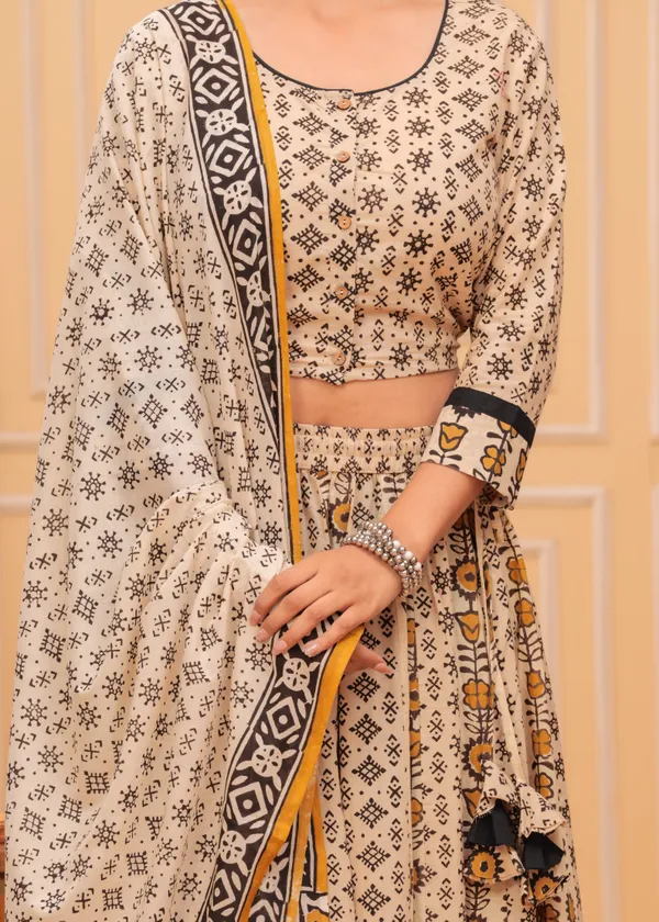Dharohar_Blockprinted_Creamy_Beige_Lehanga_Choli_Set
