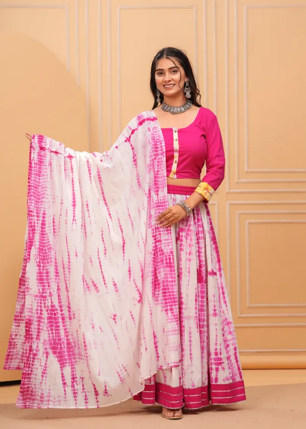 Dharohar_Blockprinted_Pink_&_White_Lehanga_Choli_Set