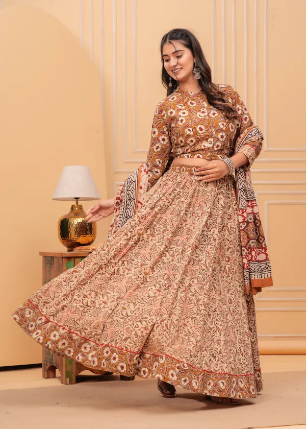 Dharohar_Blockprinted_Subtle_Brown_Lehanga_Choli_Set