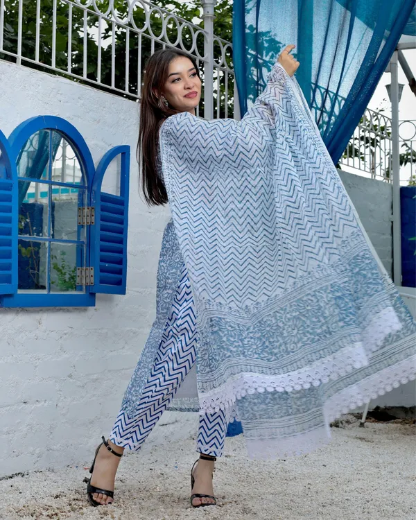Dilkash_Blue_Printed_Suit