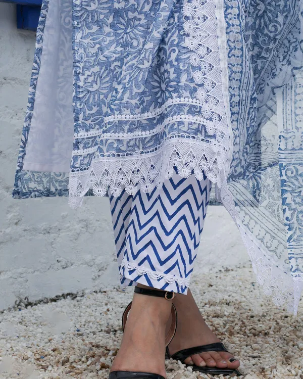 Dilkash_Blue_Printed_Suit