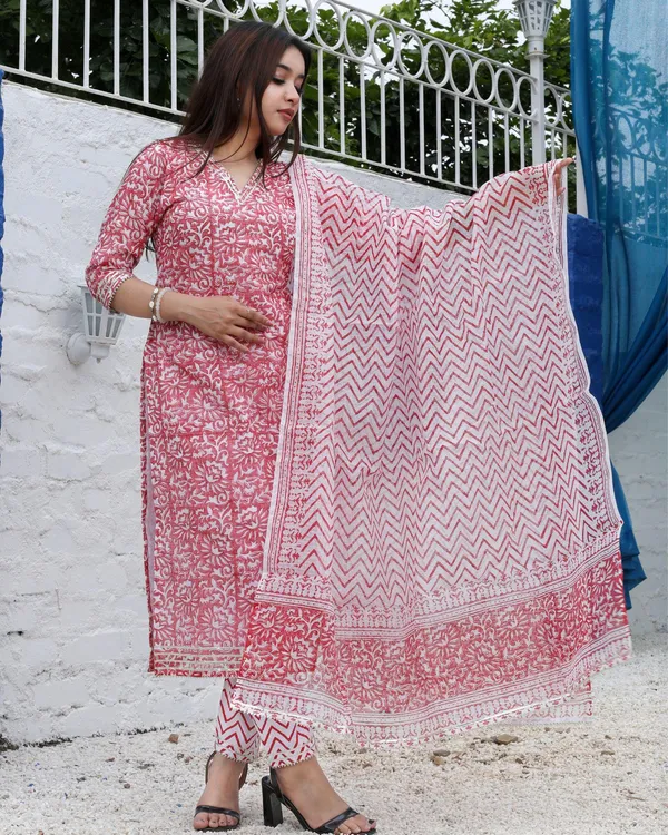 Dilkash_Red_Printed_Suit
