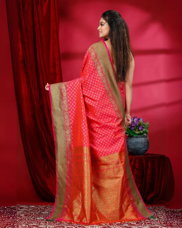 Dulhan_Banarasi_Brocade_Weaving_Pinkish_Red_Saree