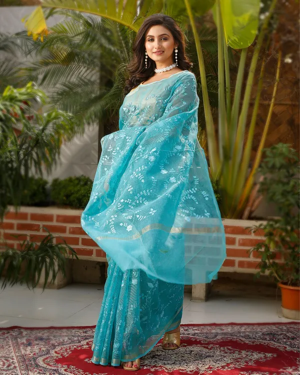 Gehri_Chhaya_Blue_Floral_Embroidery_Saree
