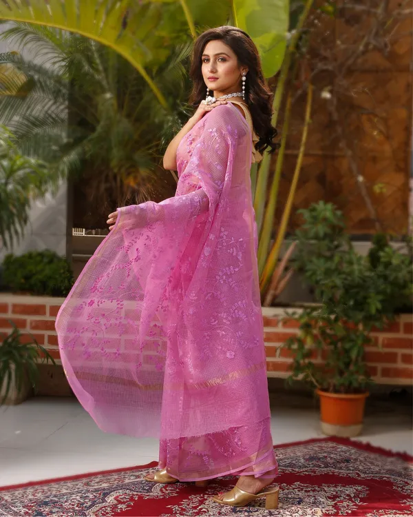 Gehri_Chhaya_Rose_Pink_Floral_Embroidery_Saree
