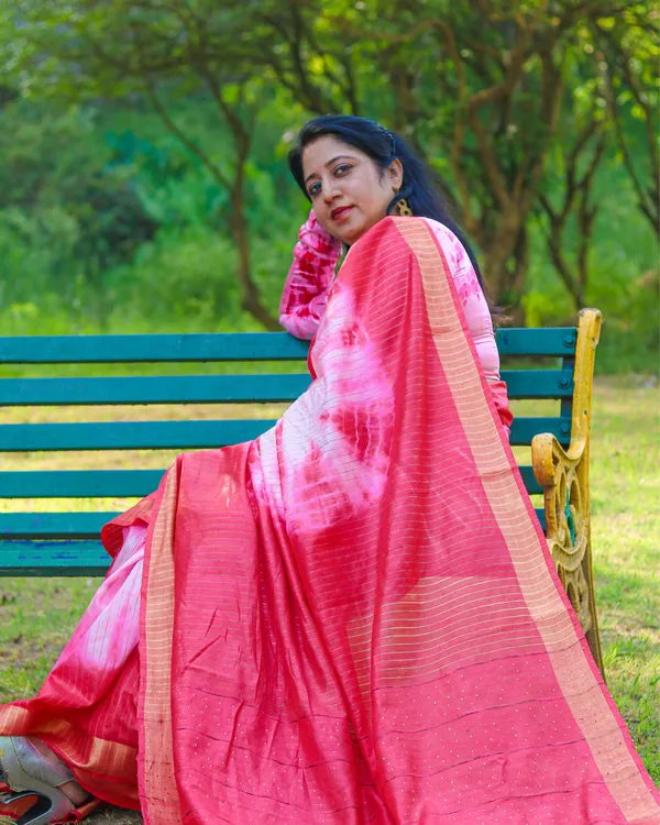 Jhilmil_Jhalar_Pink_Shibori_Saree