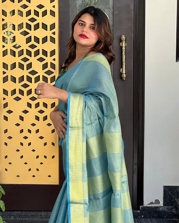 Kundal_Heer_Blue_Shimmery_Saree
