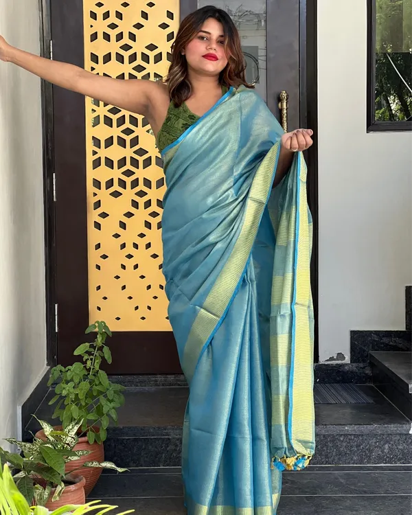 Kundal_Heer_Blue_Shimmery_Saree