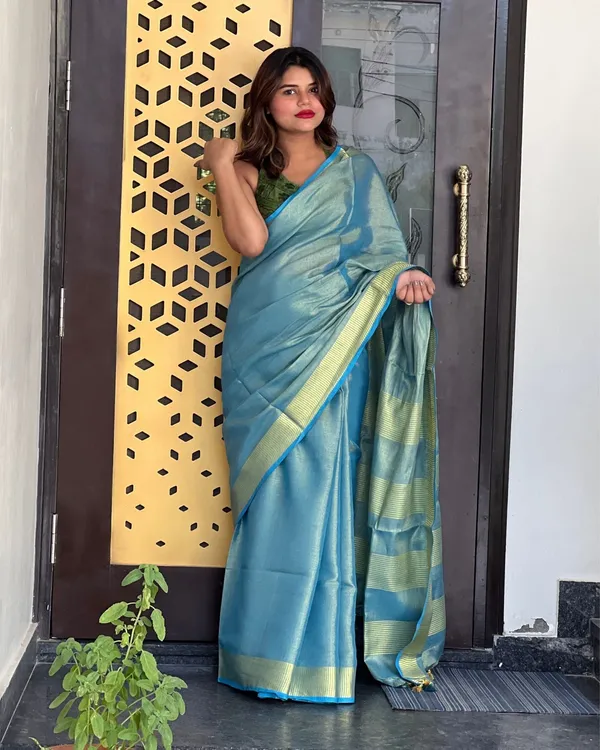 Kundal_Heer_Blue_Shimmery_Saree