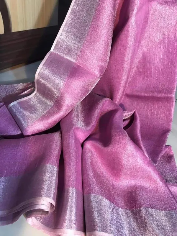 Kundal_Heer_Pink_Shimmery_Saree