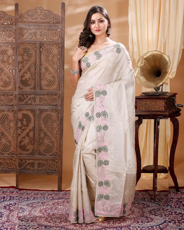 Living_Lux_Beige_Tussar_Cutwork_Saree