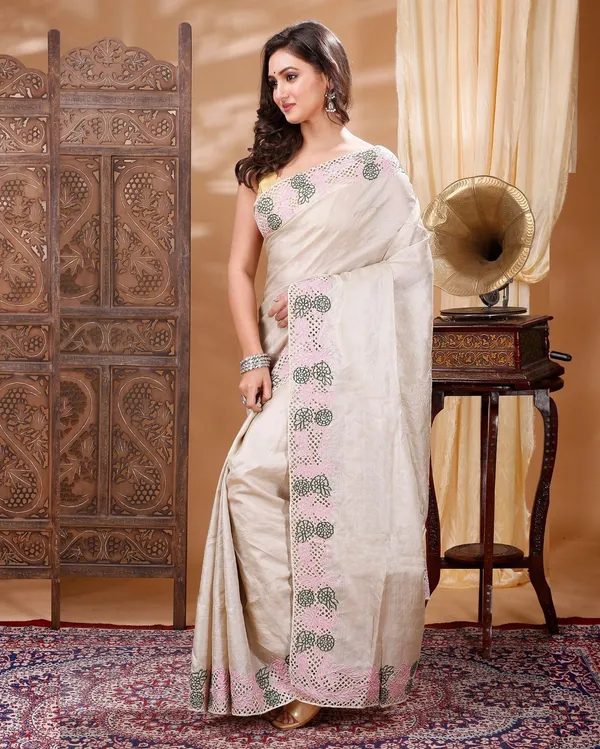 Living_Lux_Beige_Tussar_Cutwork_Saree