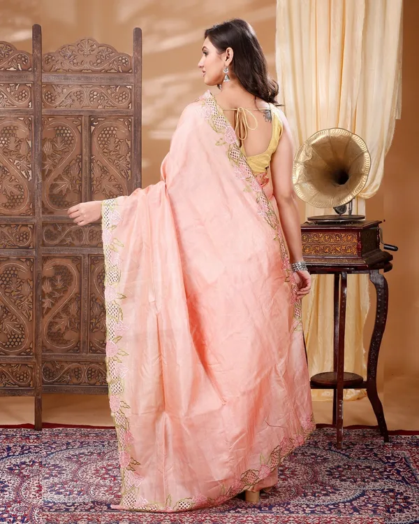 Living_Lux_Peach_Tussar_Cutwork_Saree