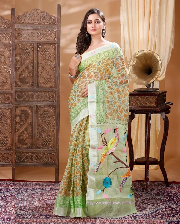 Macaw_Love_Green_Floral_Print_Saree
