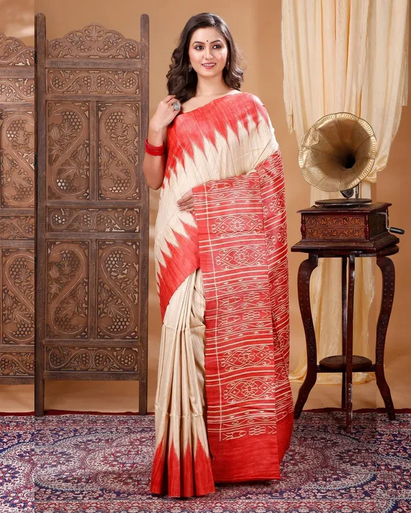 Madhuban_Ki_Kushboo_Beige_&_Red_Tussar_Silk_Saree