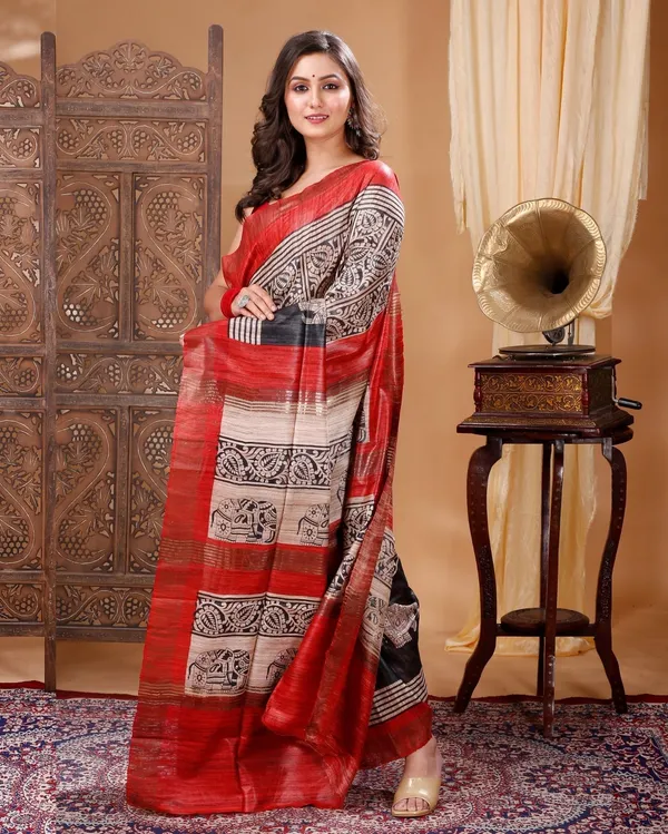 Madhuban_Ki_Kushboo_Black_&_Cream_Tussar_Silk_Saree