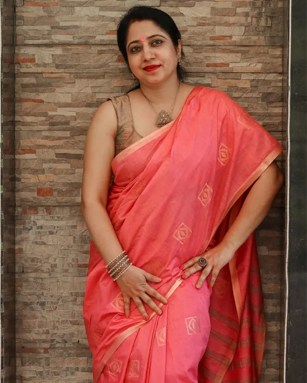 Nakashi_Thaath_Tulip_Red_Silk_Saree