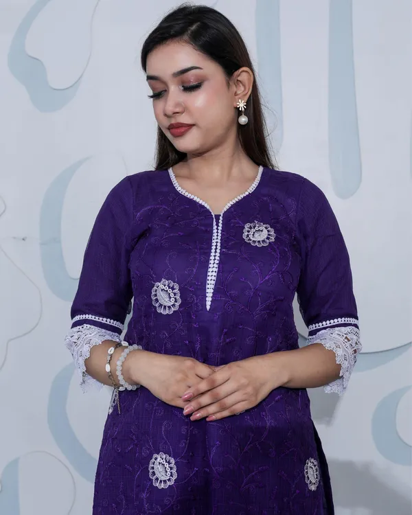 Nakhrewali_Purple_Embroidered_Suit