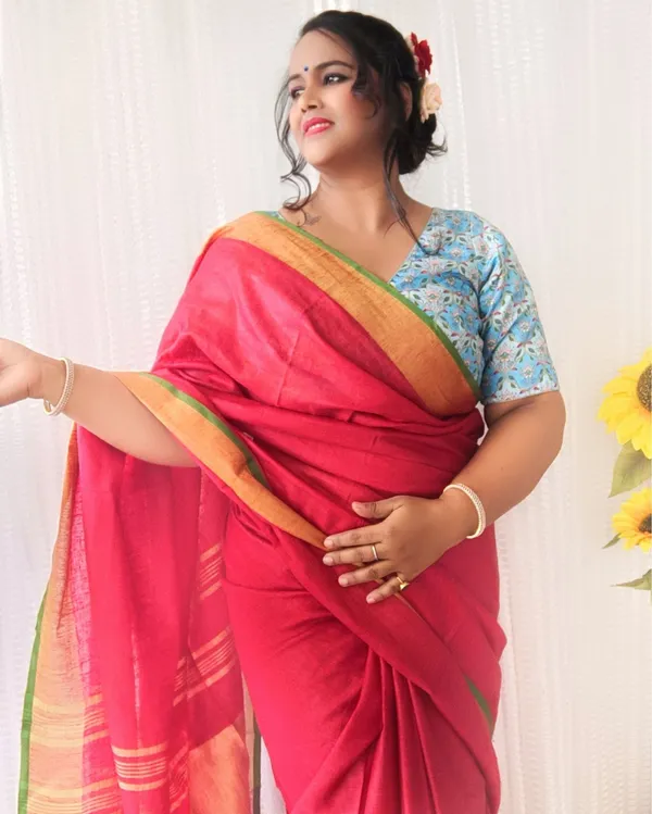 Parishuddhata_Red_Linen_Saree