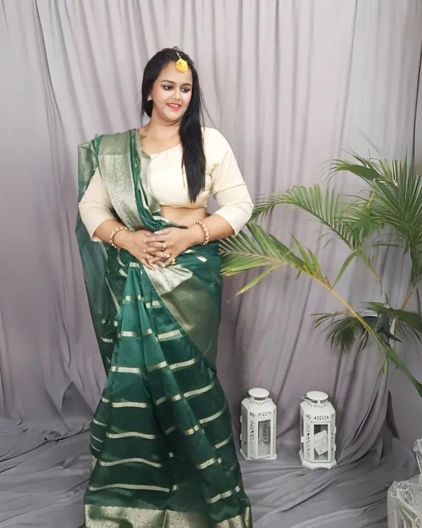 Rajsi_Thaath_Green_Banarasi_Saree