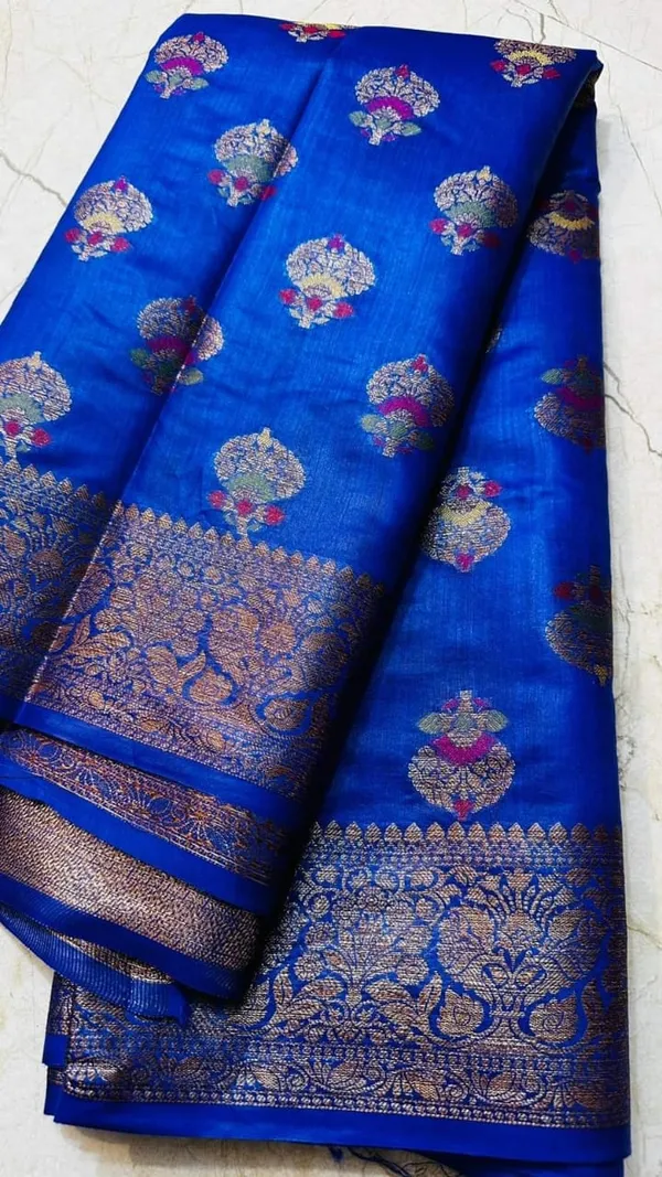 Rajsi_Thaath_Pink_&_Blue_Banarasi_Saree