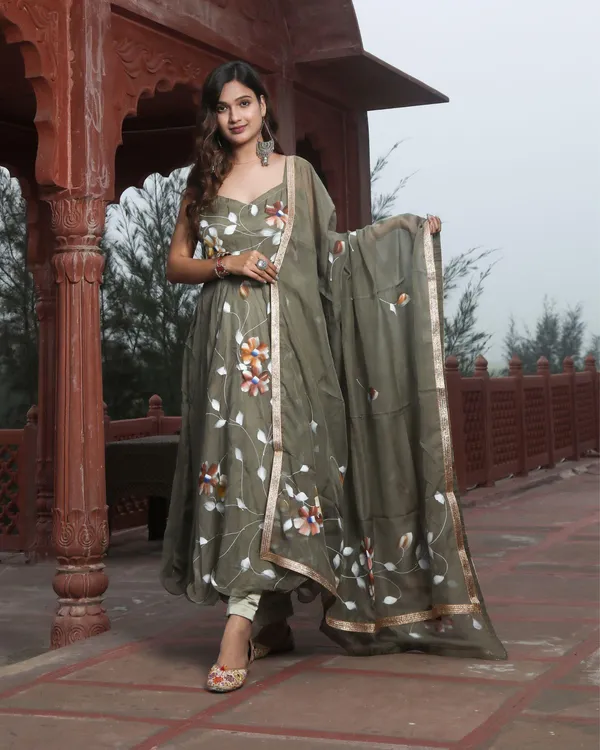 Rango_Ki_Kalam_Se_Bottle_Green_Anarkali_Suit