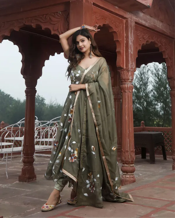 Rango_Ki_Kalam_Se_Bottle_Green_Anarkali_Suit