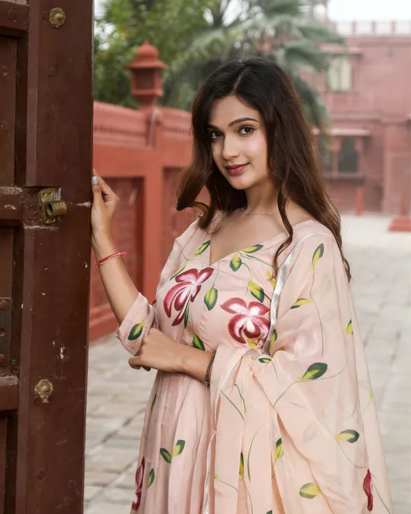 Rango_Ki_Kalam_Se_Light_Peach_Anarkali_Suit