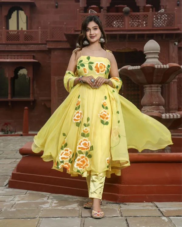 Rango_Ki_Kalam_Se_Yellow_Anarkali_Suit