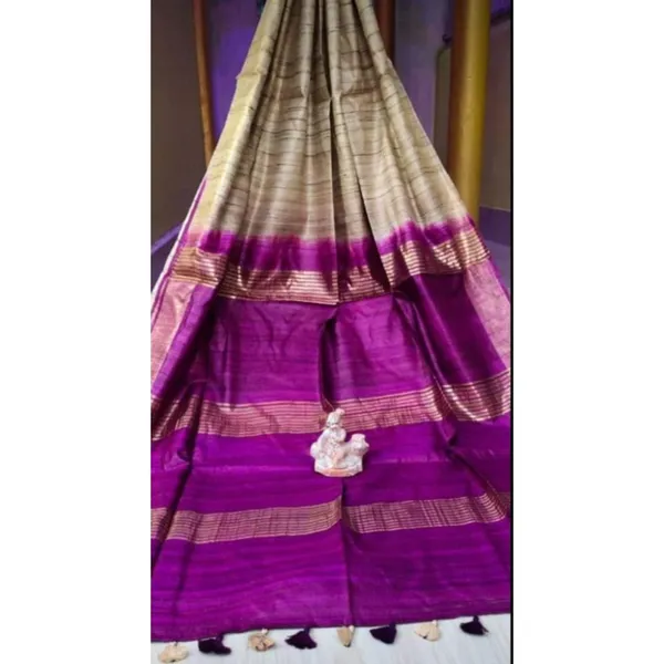 Rangrasiya_Beige_&_Purple_Silk_Saree