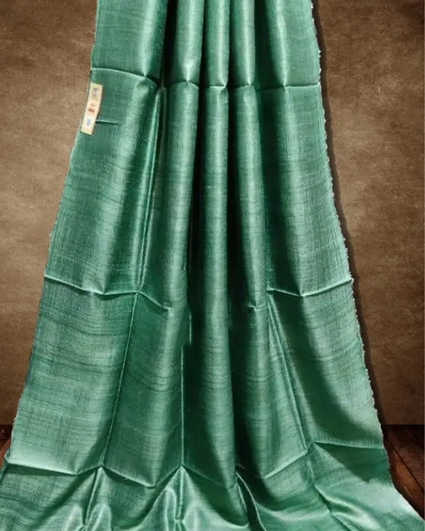 Rangrasiya_Bright_Green_Silk_Saree