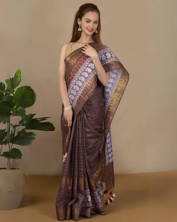 Paheli_Brown_Embroidery_Saree