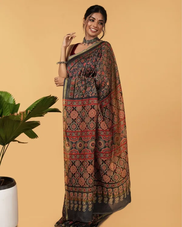 Sone_Ki_Ret_Blue_Ajrakh_Saree